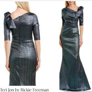 Teri Jon By Rickie Freeman Metallic Mermaid Gown